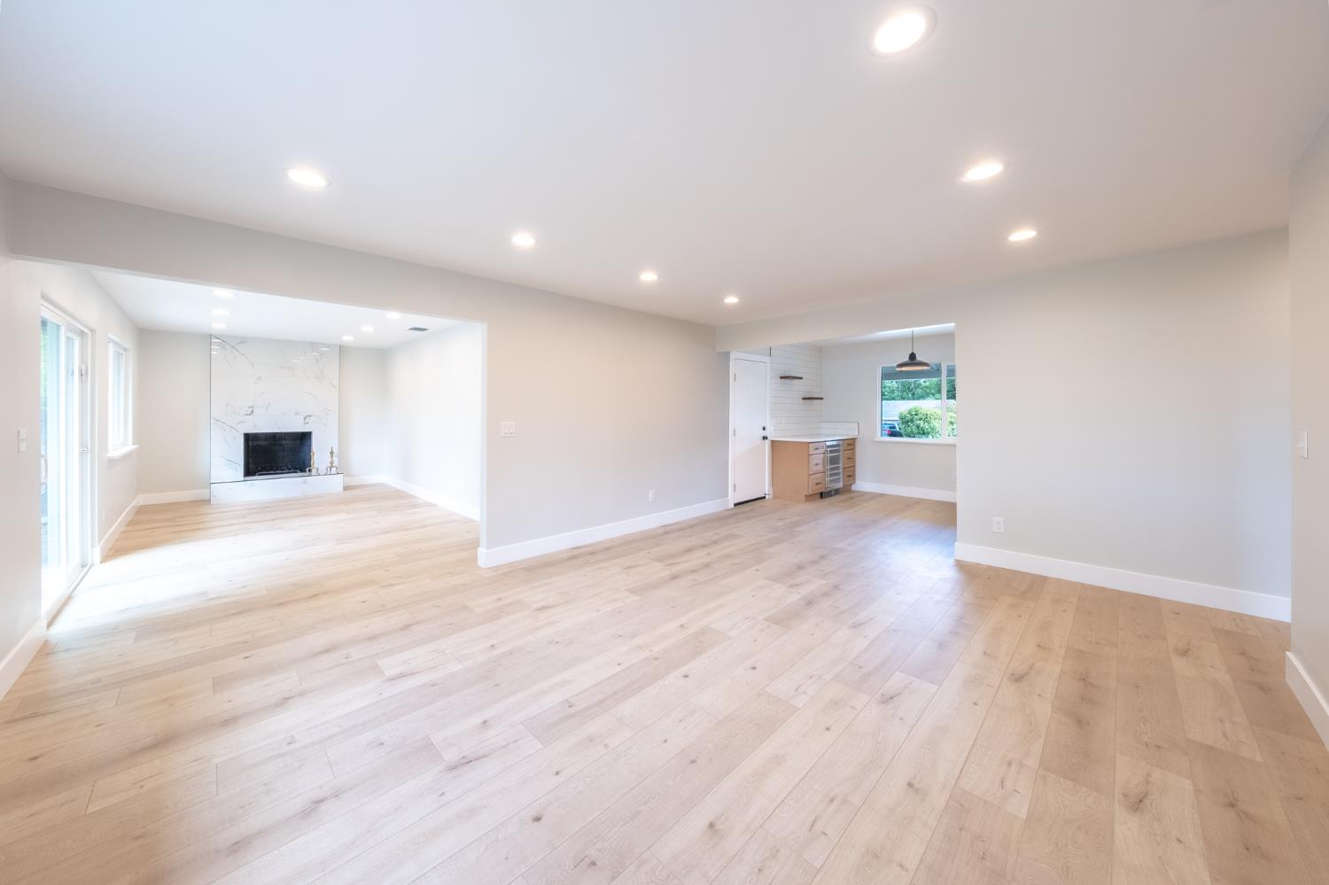 8461 Hidden Valley Circle