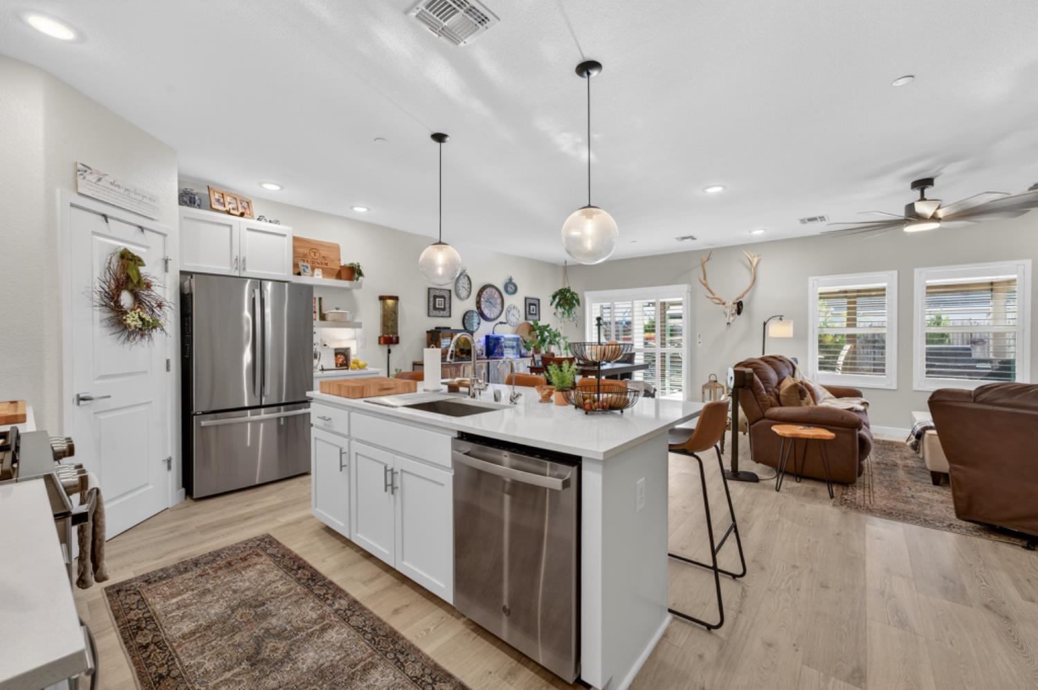 1124 Elm Terrace Way