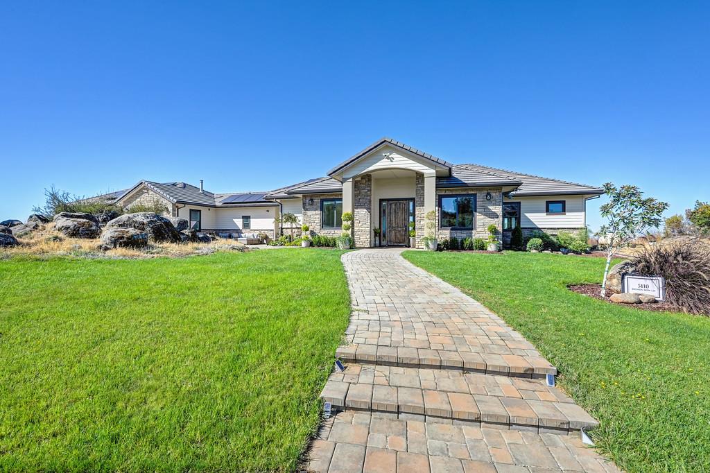 5110 Broken Bow Lane