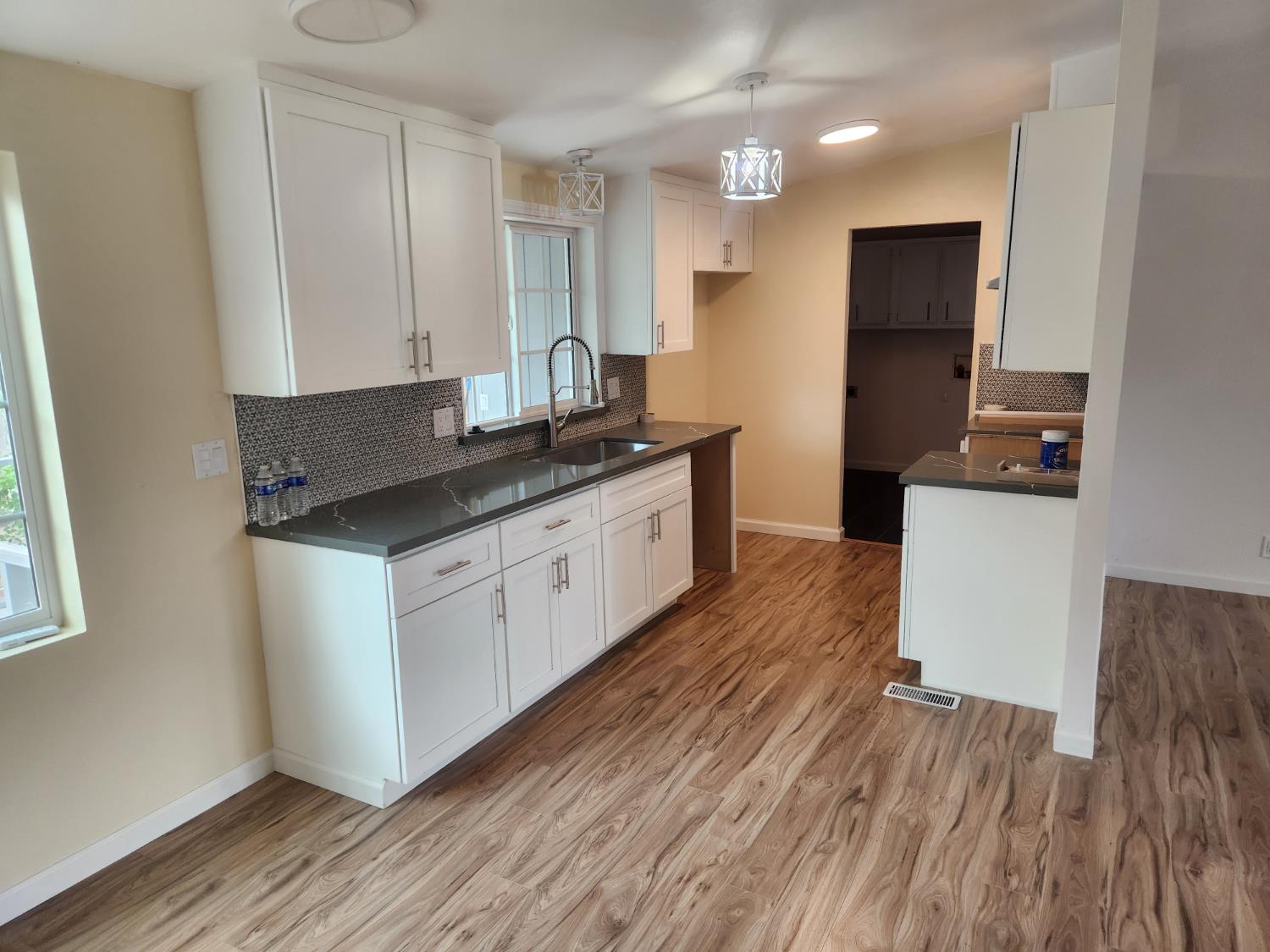 2770 Salmon Road 3