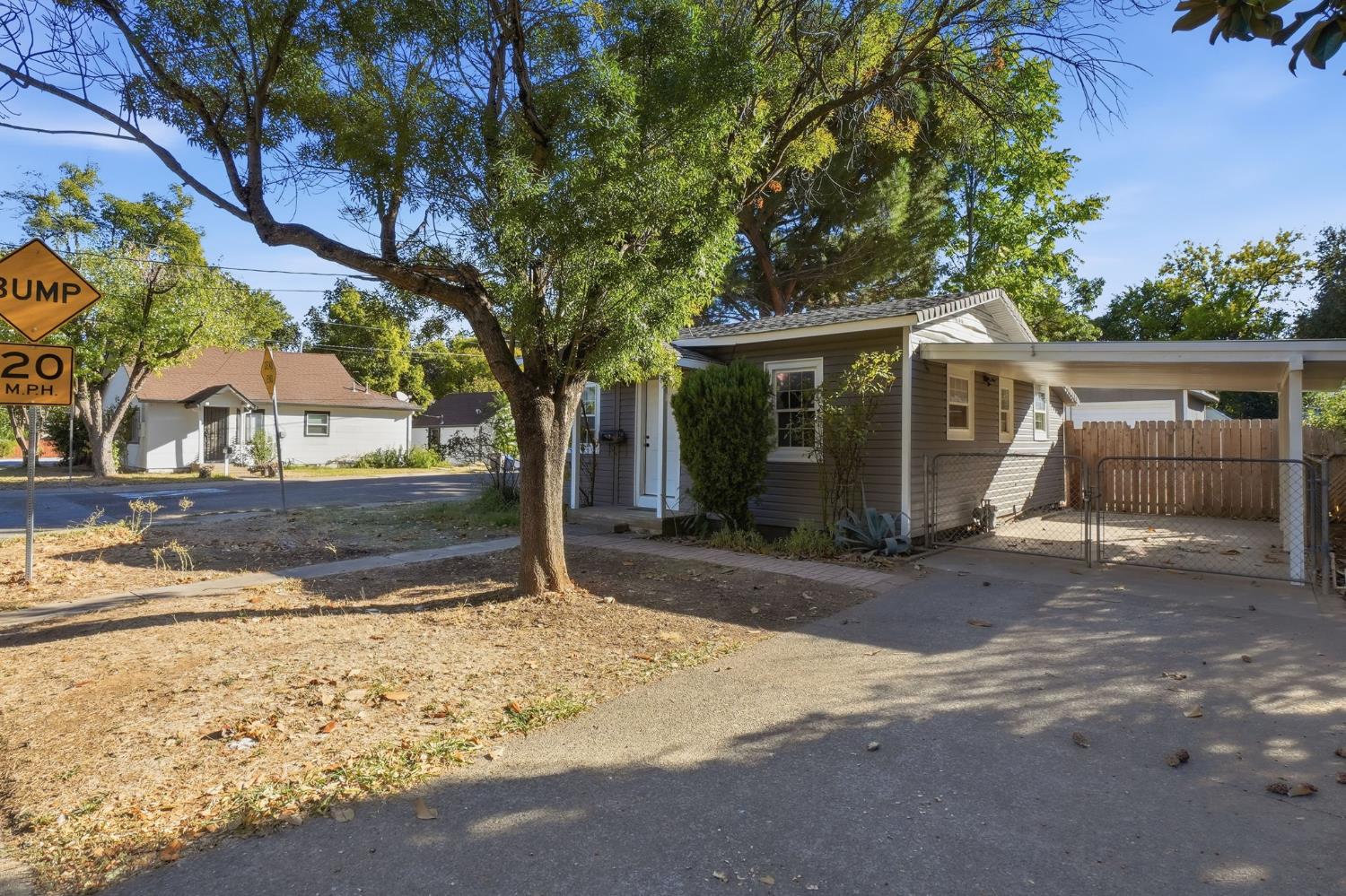 815 Locust Street