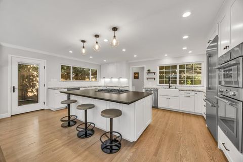736 Blackmer Sacramento CA 95825