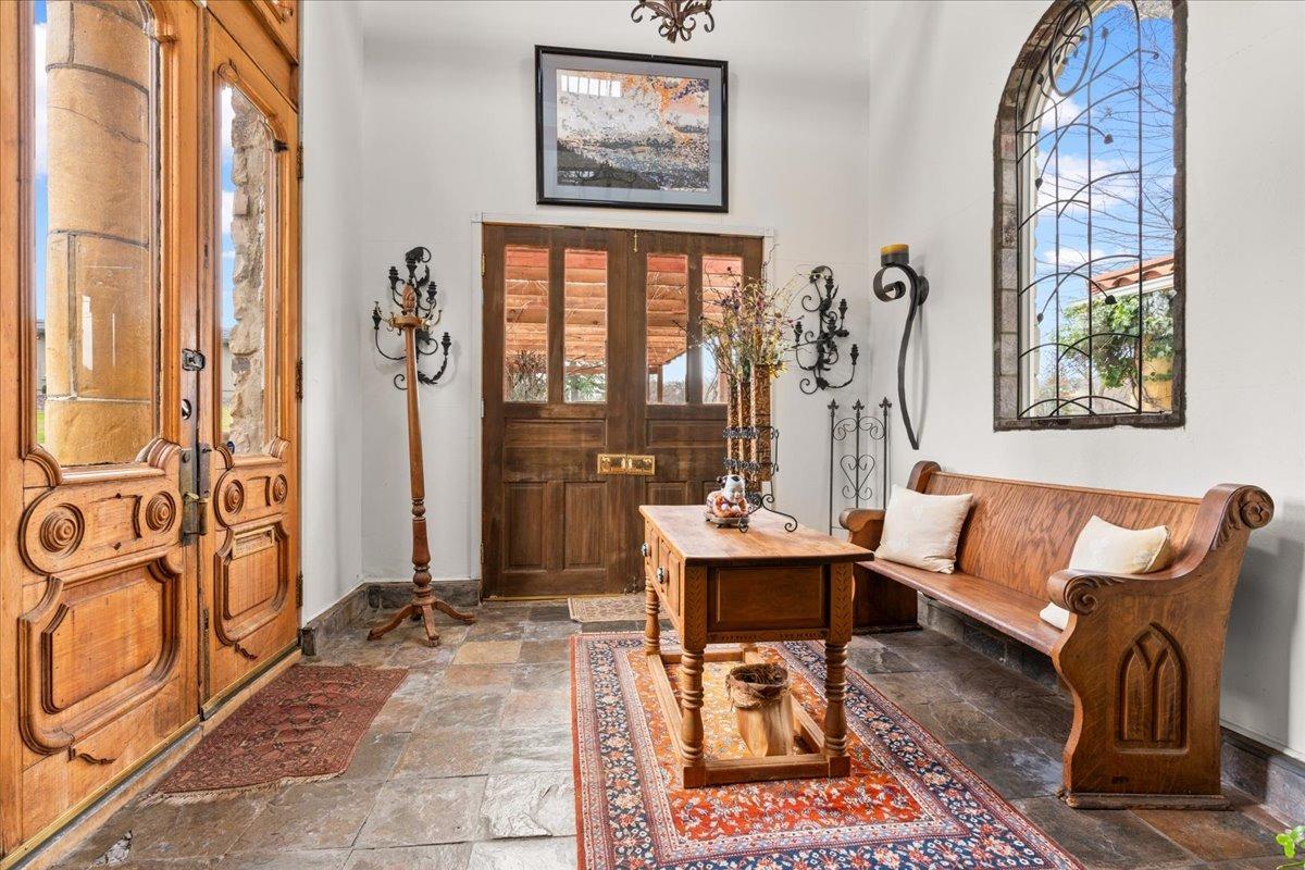 6525 Curtola Ranch Road