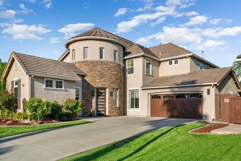5660 John Runge Street Sacramento CA 95835