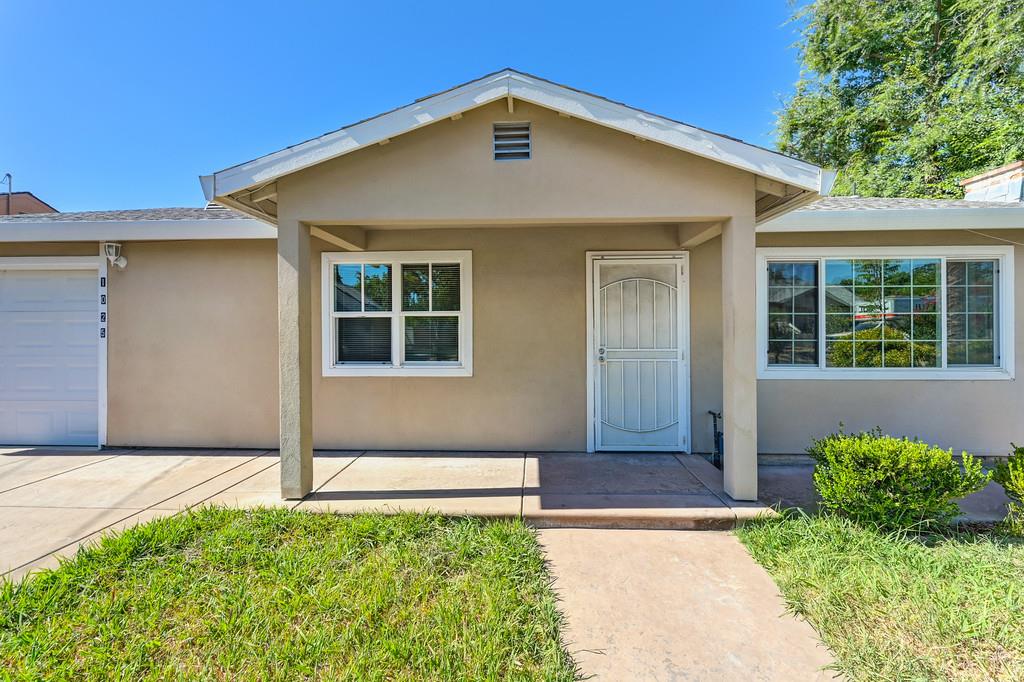 1025 Alamos Avenue