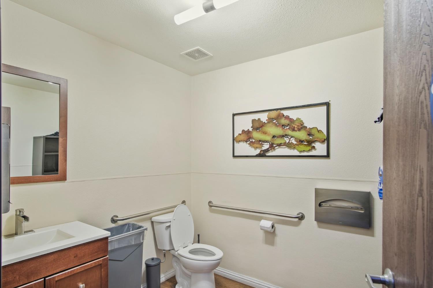 2280 Maryann Drive