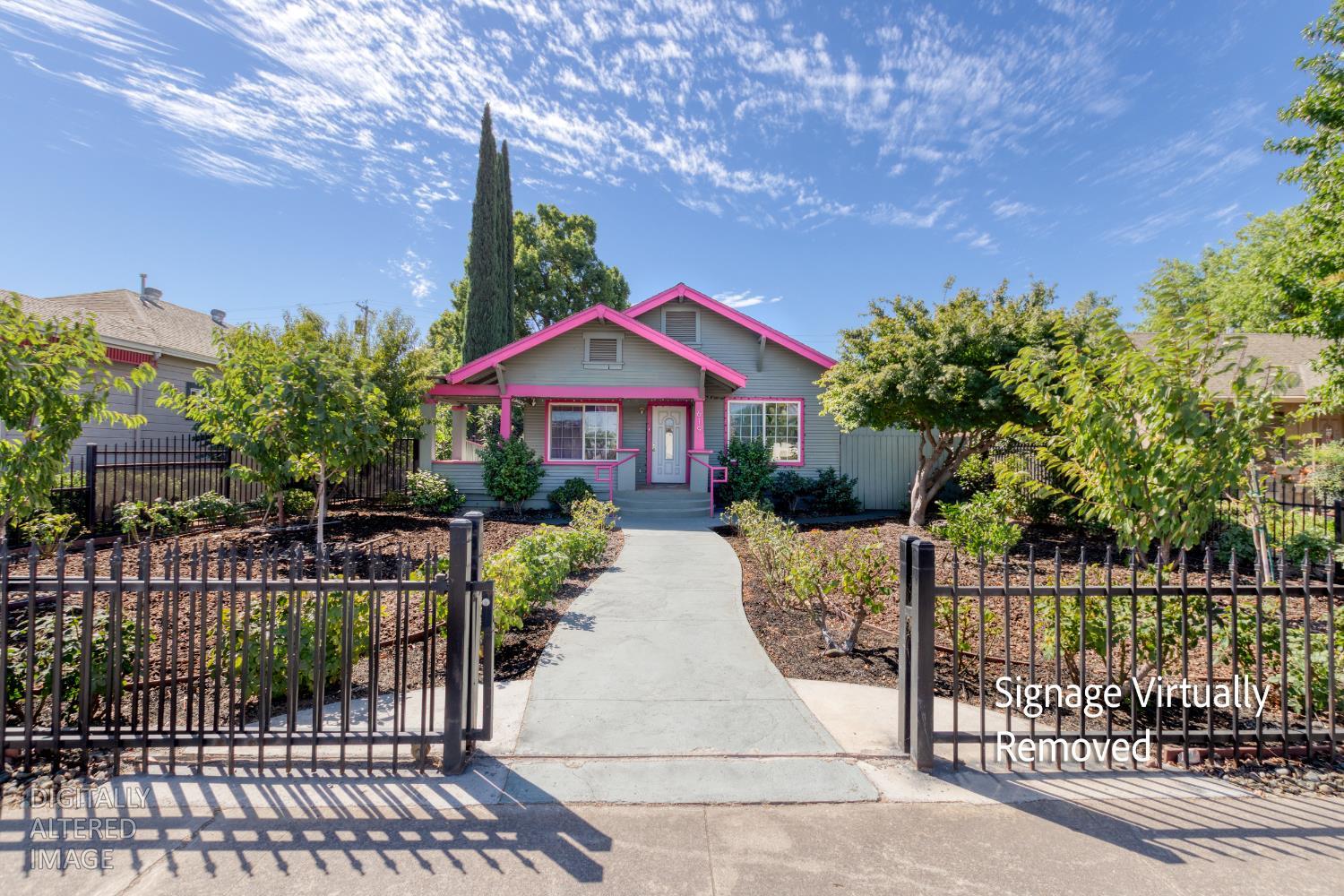 619 W F St, Oakdale, CA 95361