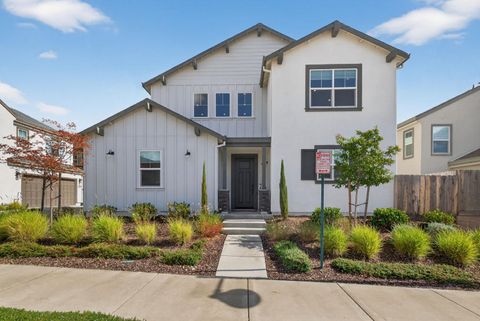 3156 Sunny Gate Lane Folsom CA 95630