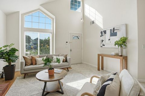 2420 Top Gallant Court Fairfield CA 94534