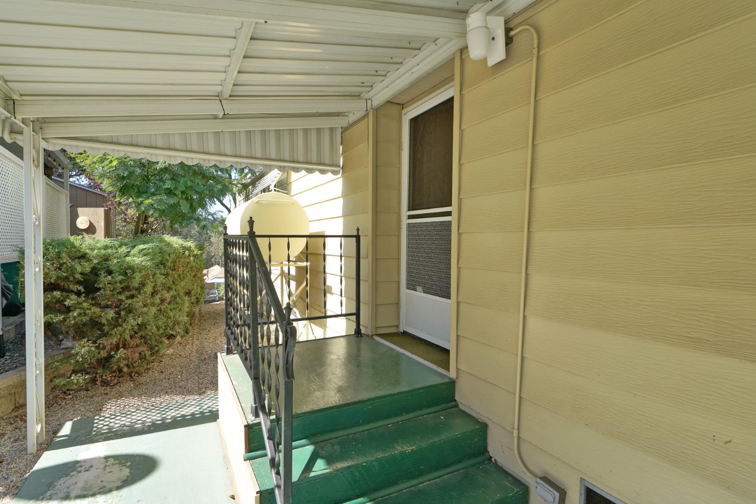 1281 Pleasant Valley Road 17