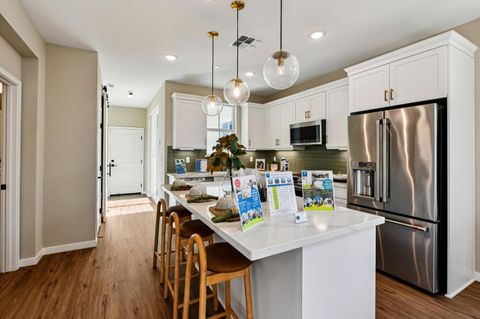 6509 Jacinto Avenue Sacramento CA 95823