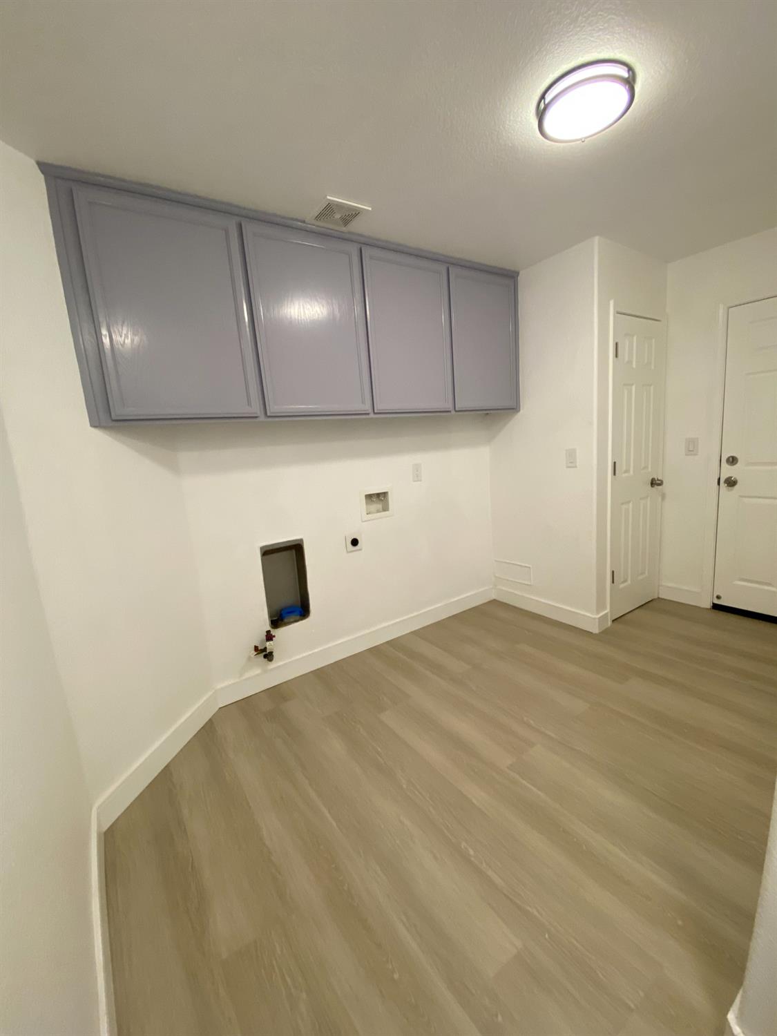 Gustine, California 95322, United States, 4 Bedrooms Bedrooms, ,3 BathroomsBathrooms,Residential,Active,218503