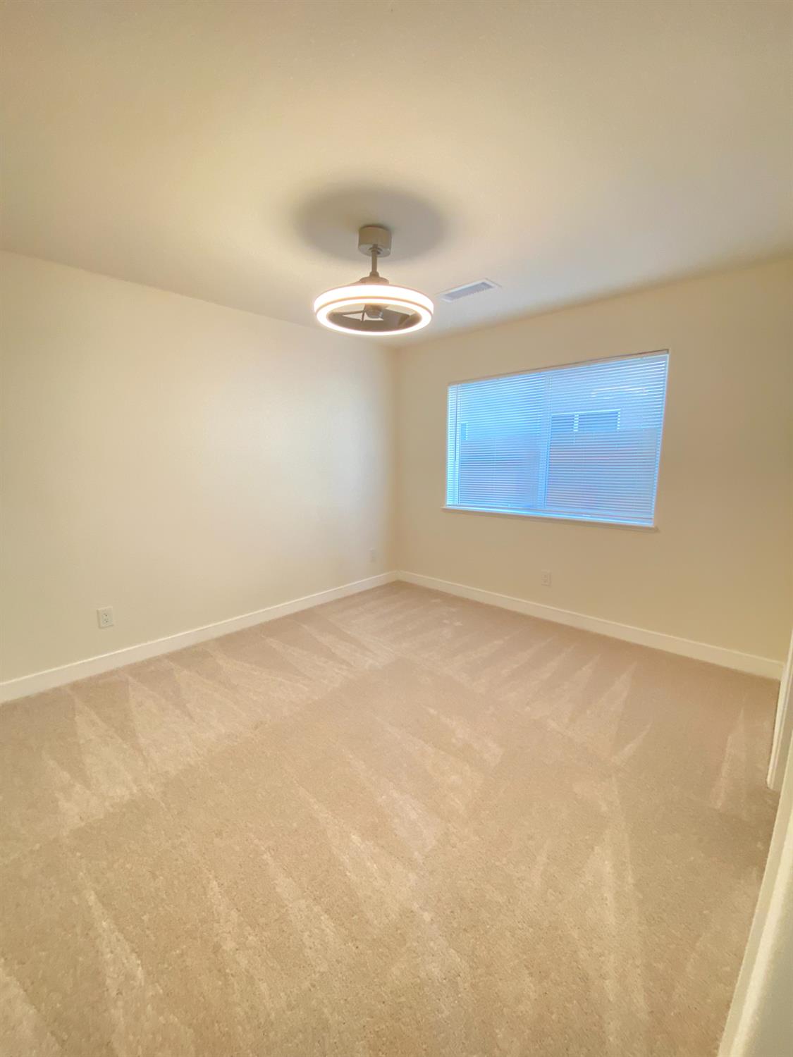 Gustine, California 95322, United States, 4 Bedrooms Bedrooms, ,3 BathroomsBathrooms,Residential,Active,218503