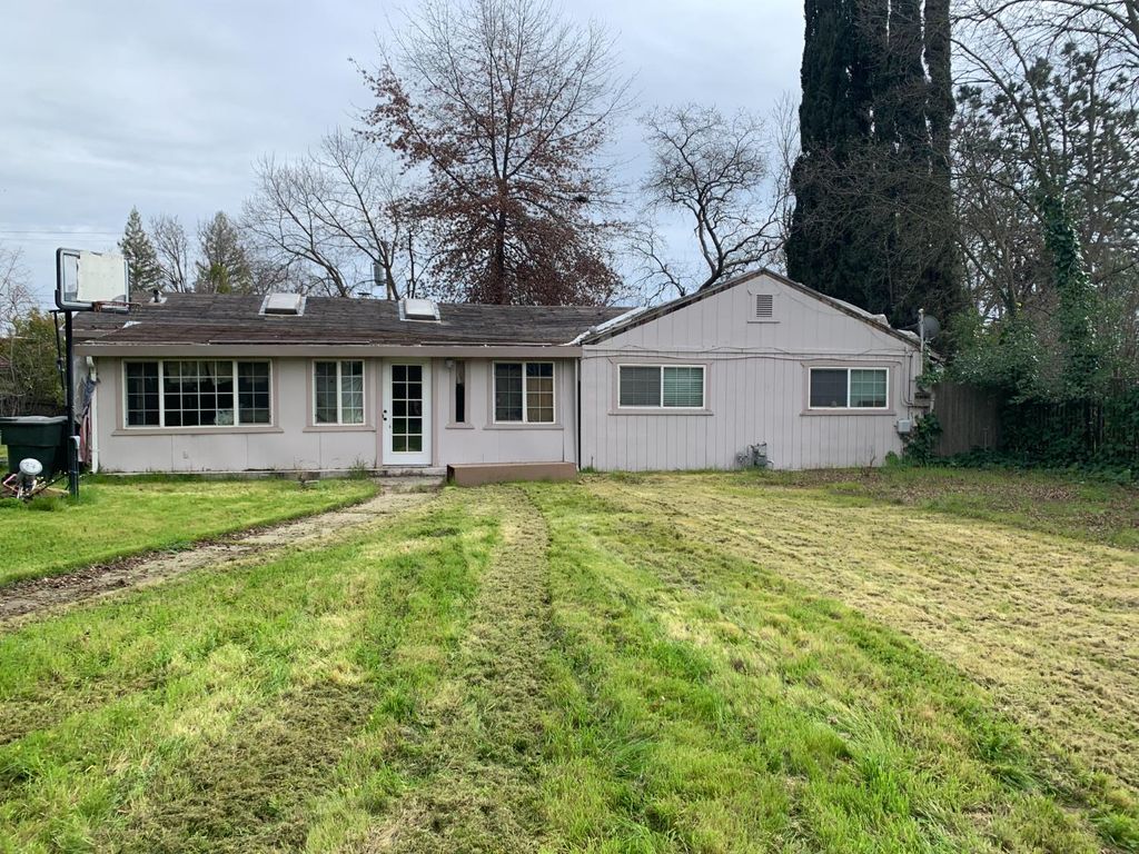 Photo of 3244 Panama Avenue, Carmichael, CA 95608 (MLS # 226017725)