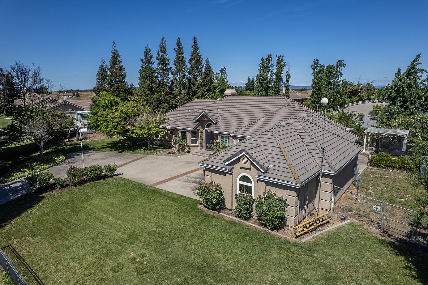 9824 Red Fox Drive