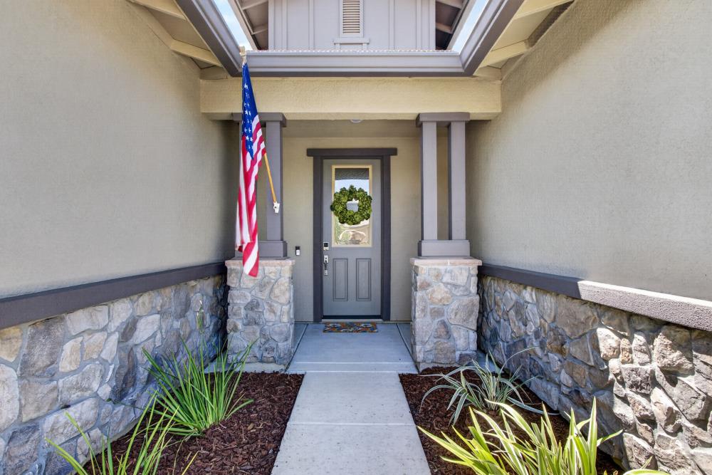 1221 Alpine Way
