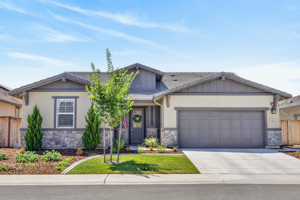 1221 Alpine Way