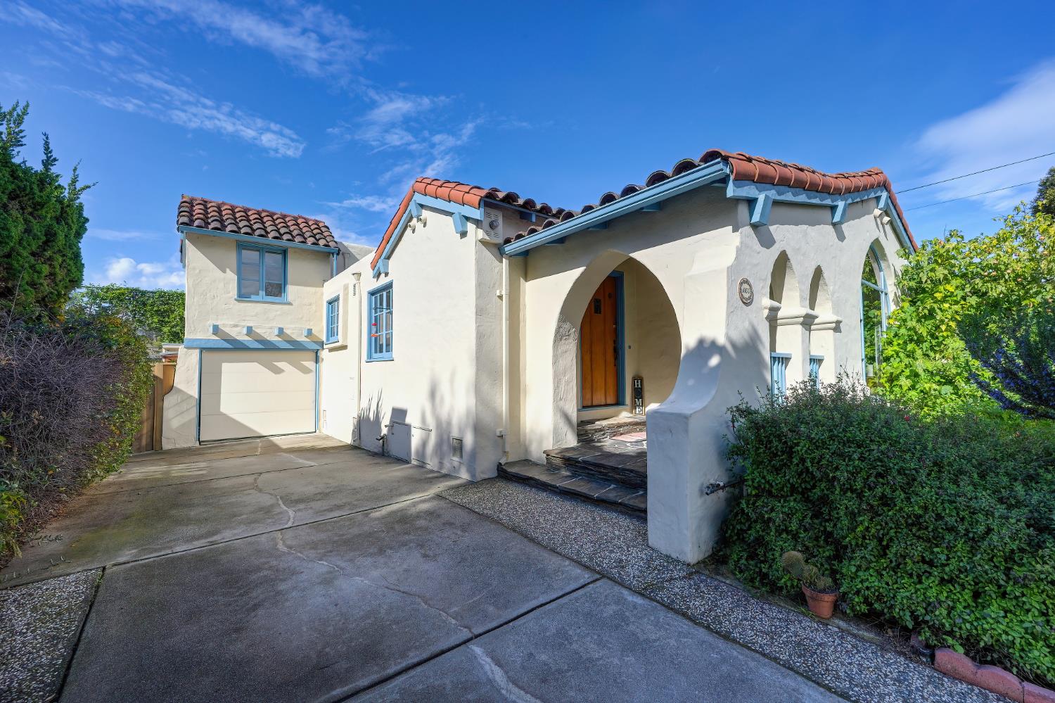 1053 San Jose Street