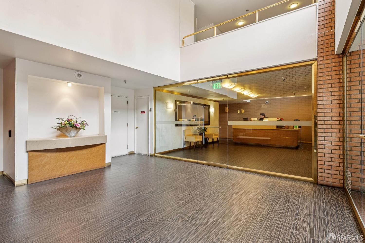 101 Lombard Street 401E