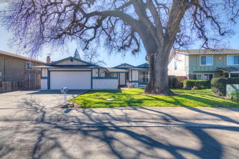 8158 Mesa Oak Way Citrus Heights CA 95610