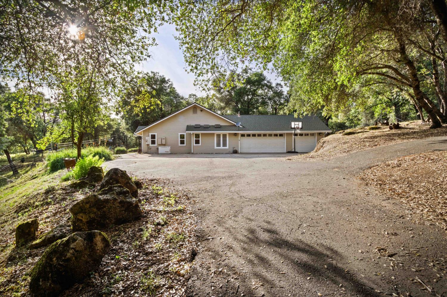 5025 Eco Ridge Road