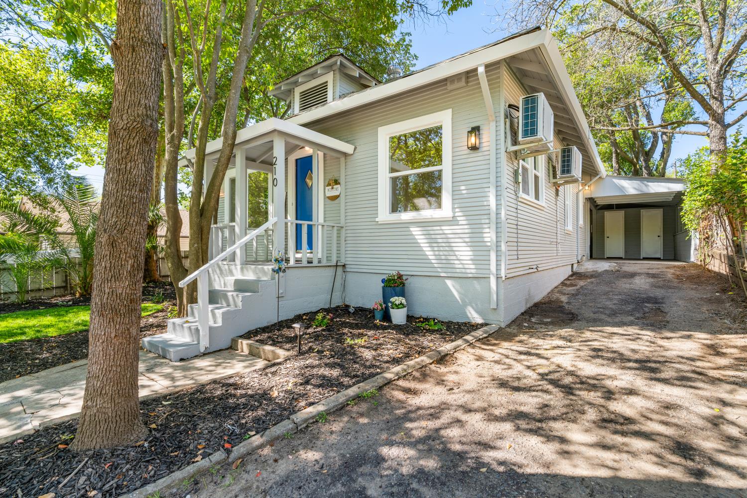 210 C Street