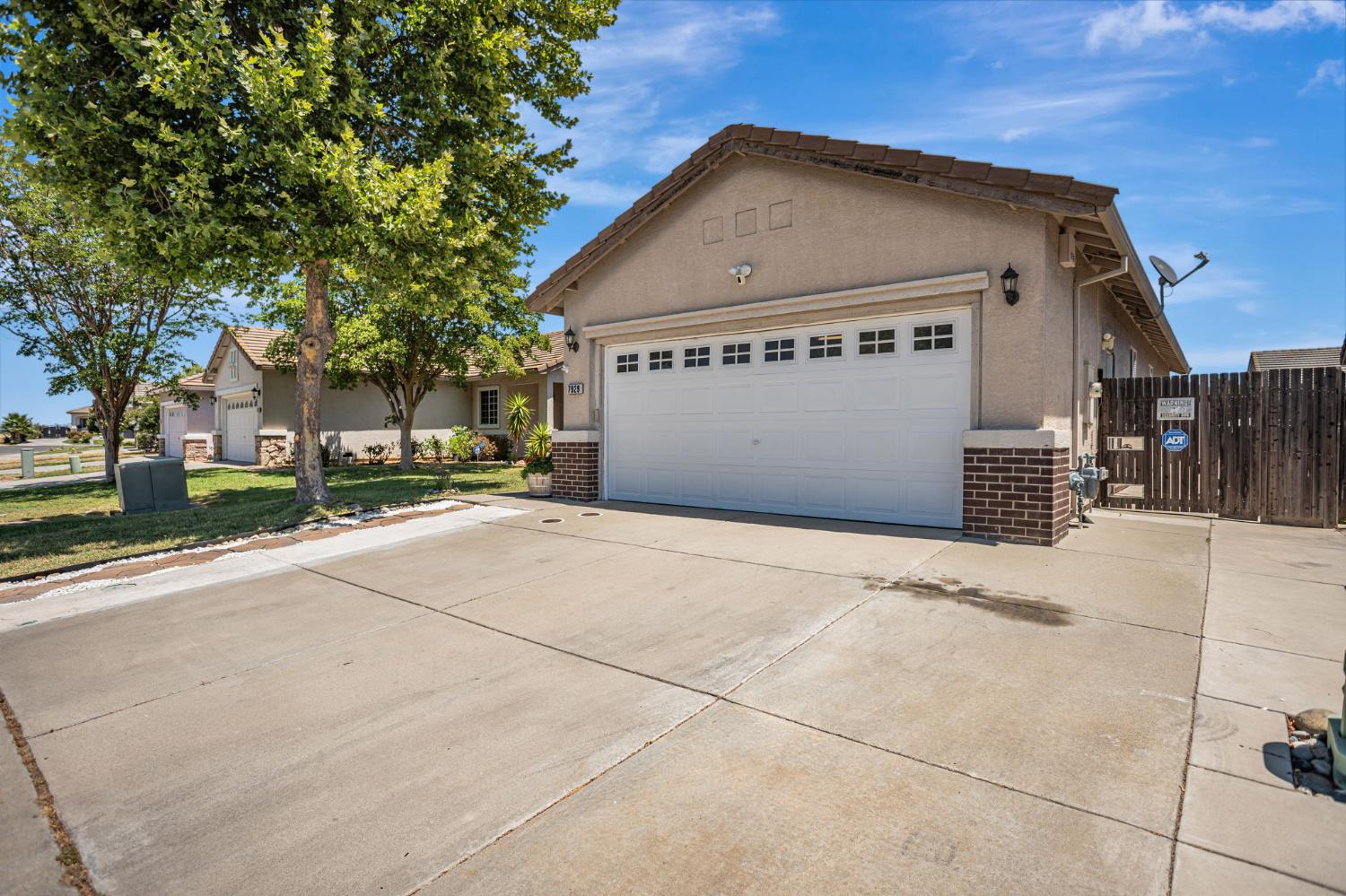 7929 Symington