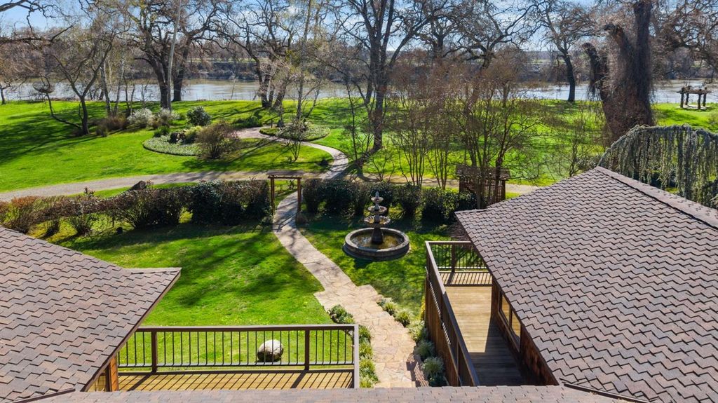 Photo of 4201 Garden Highway, Sacramento, CA 95834 (MLS # 226015139)