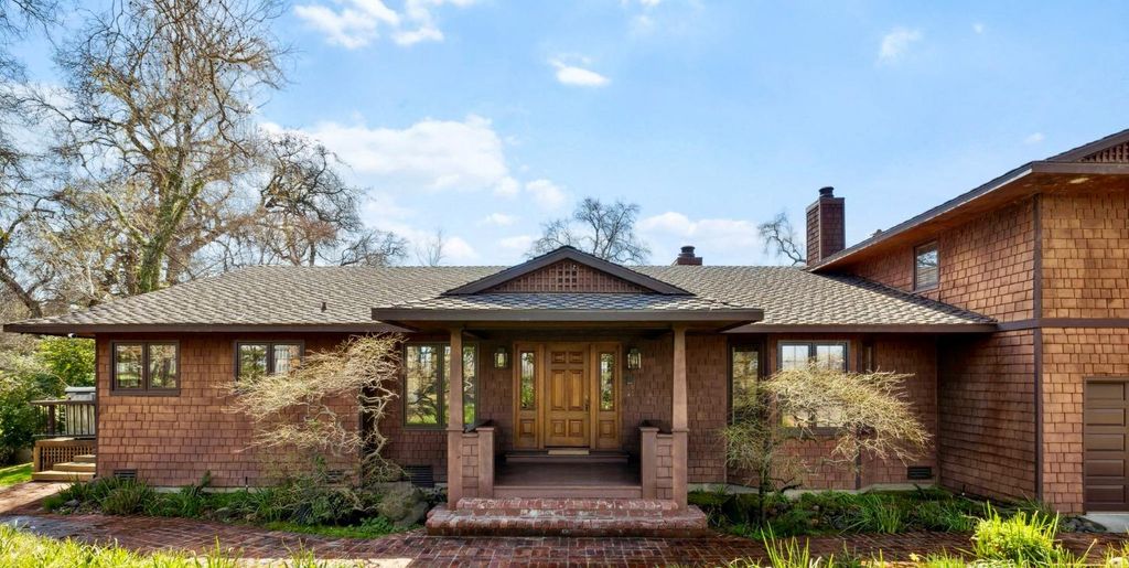 Photo of 4201 Garden Highway, Sacramento, CA 95834 (MLS # 226015139)