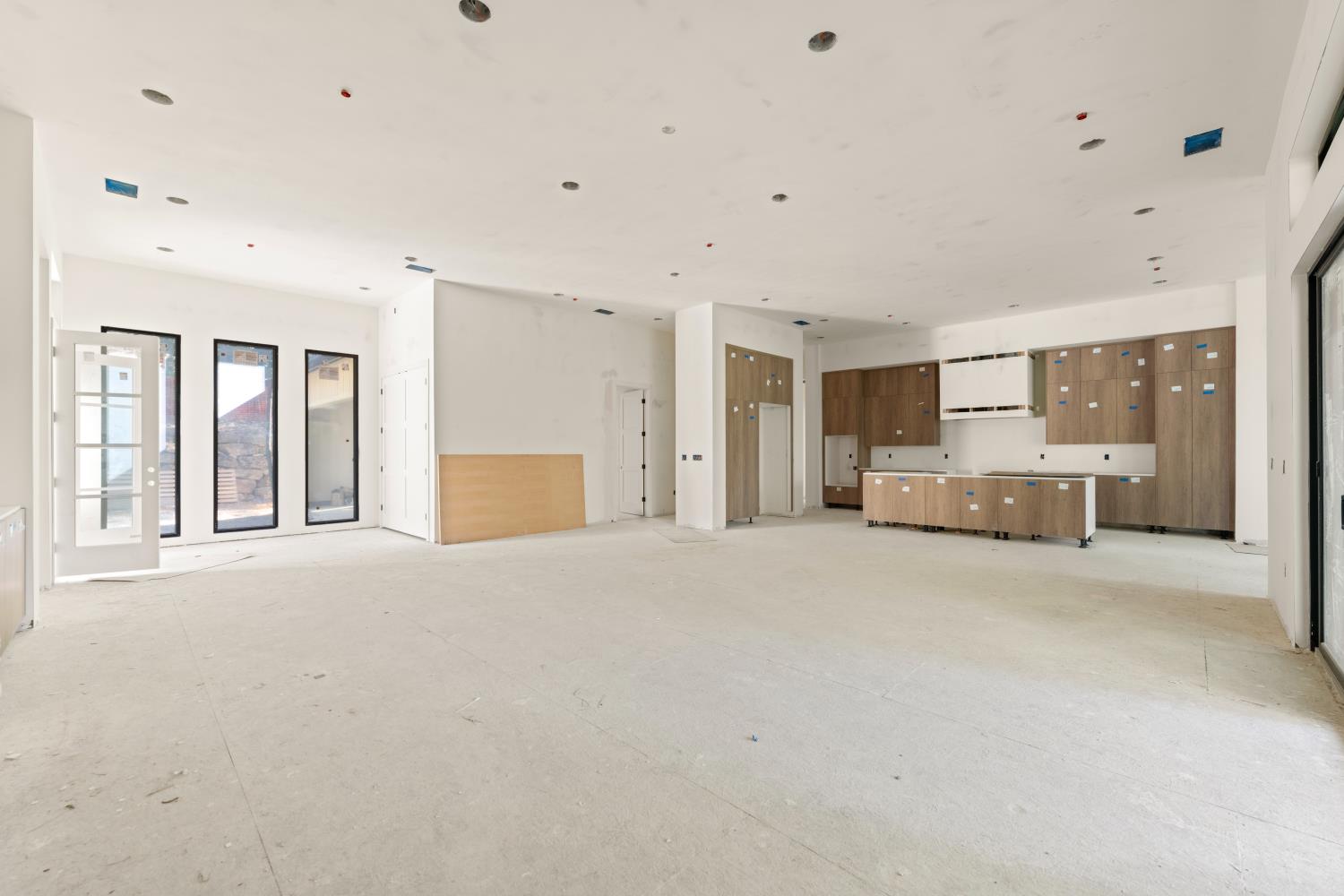 15055 Grand Knoll Drive