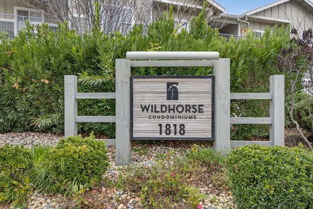 Photo of 1818 Moore Boulevard #102, Davis, CA 95618 (MLS # 226006220)