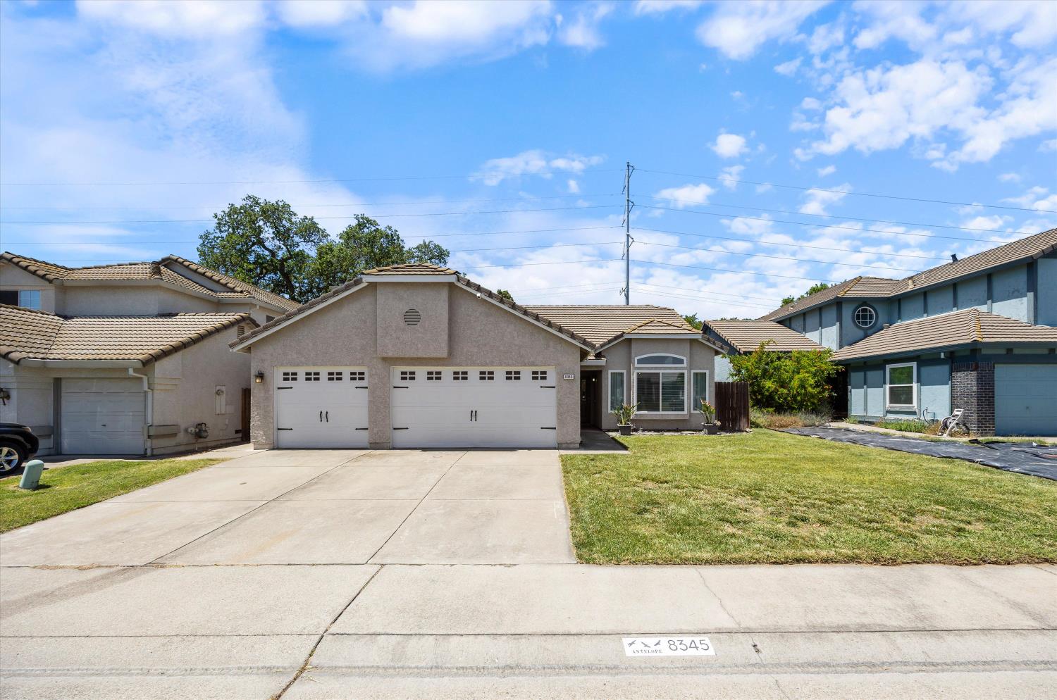 8345 Clear Corrie Court