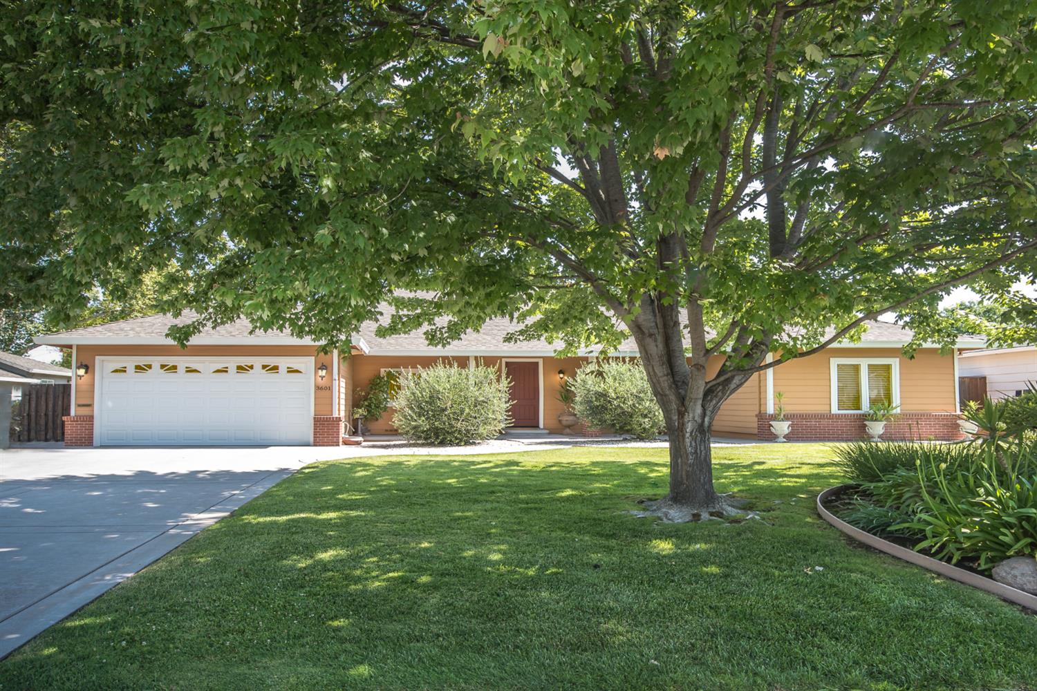 3601 San Ysidro Way