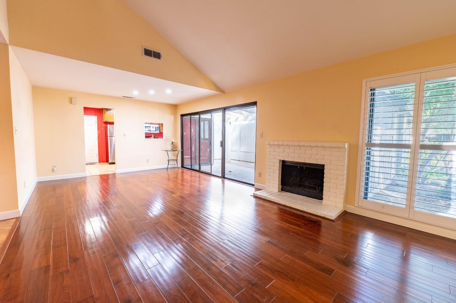 3201 Swallows Nest Drive