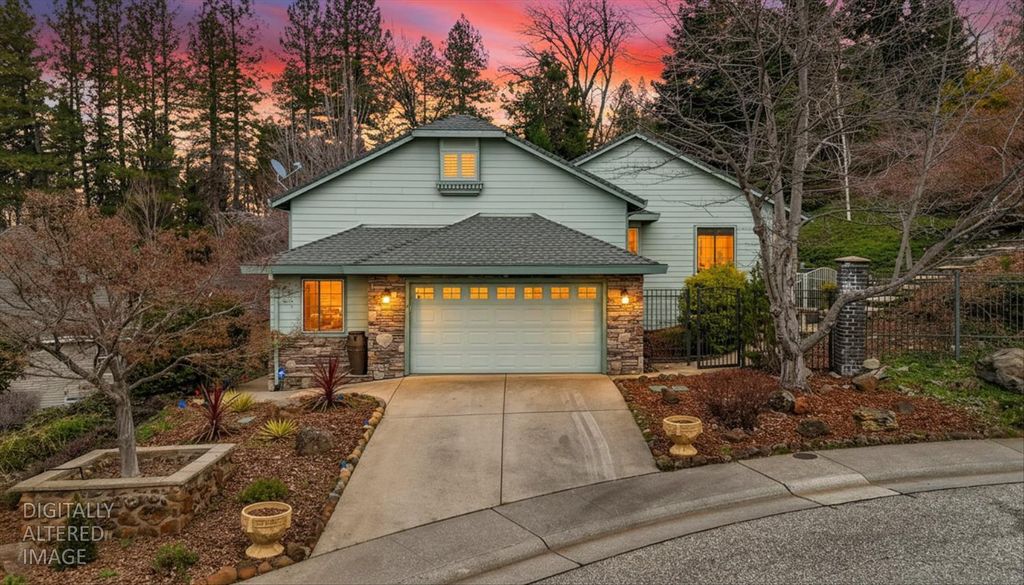 Photo of 124 Ruby Ledge Court, Grass Valley, CA 95945 (MLS # 226006104)