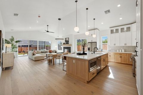 1510 Mission Avenue, Carmichael, CA 95608 - #: 226032986