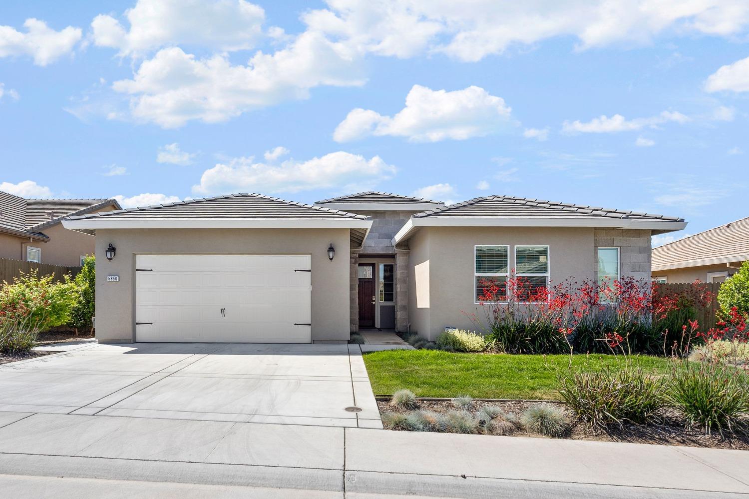5856 High Hill Way