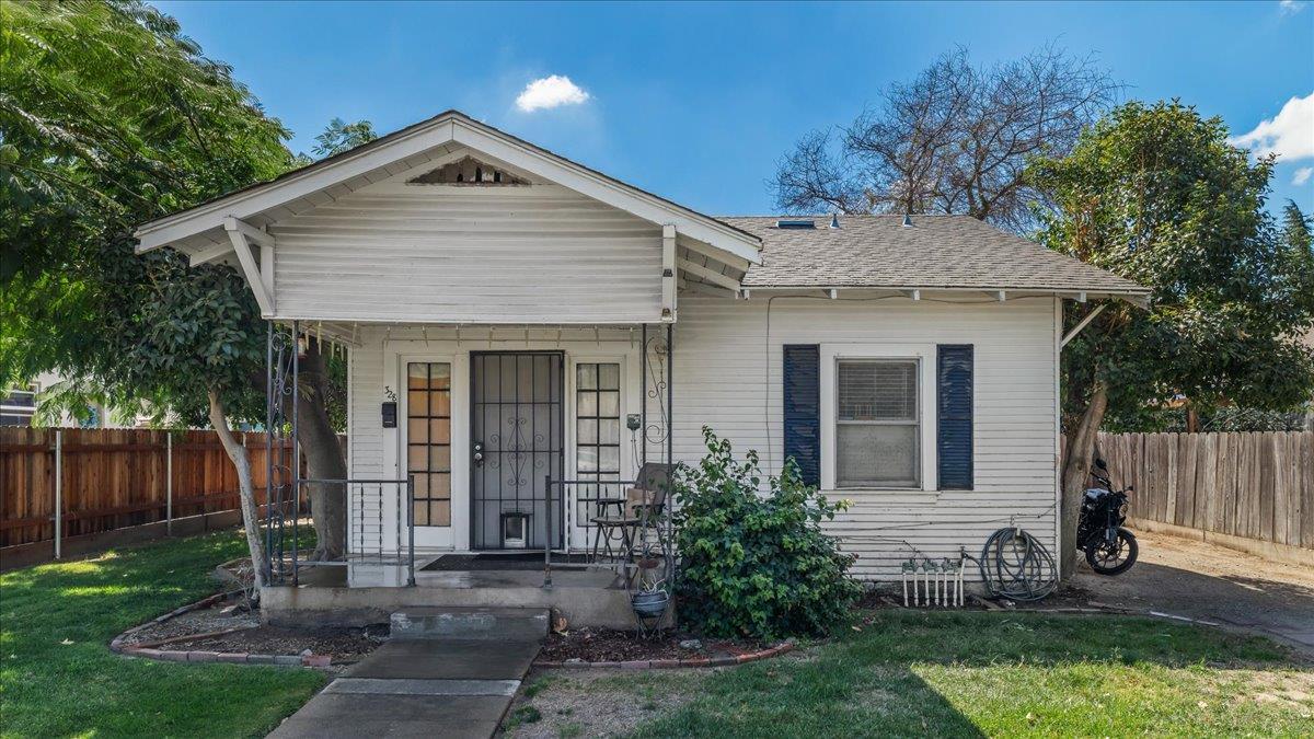 328 2nd Street