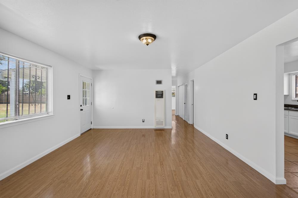 2012 Harris Avenue