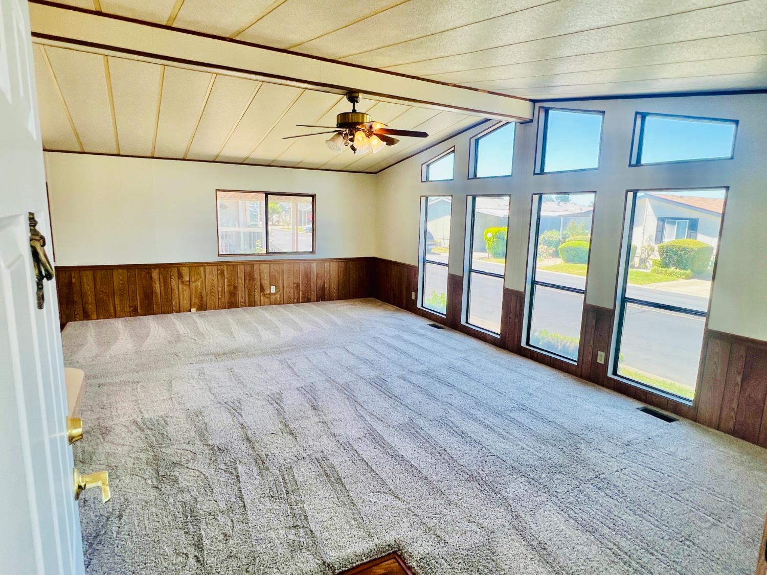 3120 Live Oak Boulevard 2