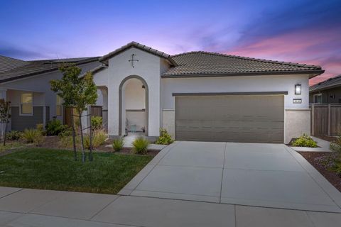 5030 Peace Lily Lane Roseville CA 95747