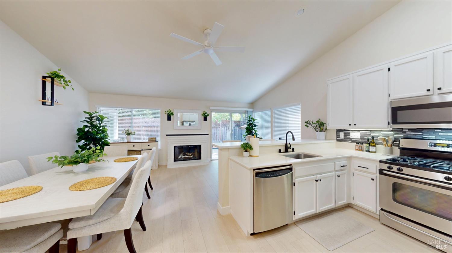 292 Dartmouth Way