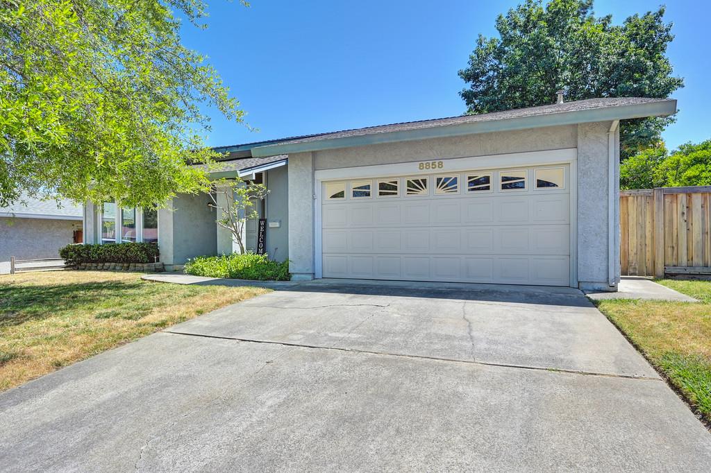 8858 Kona Way