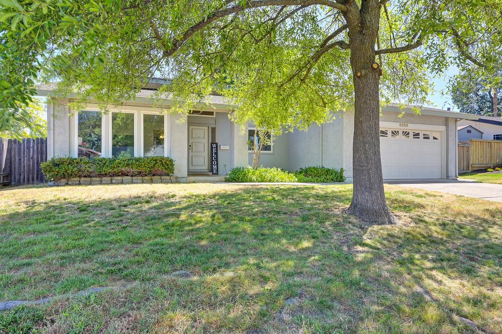 8858 Kona Way