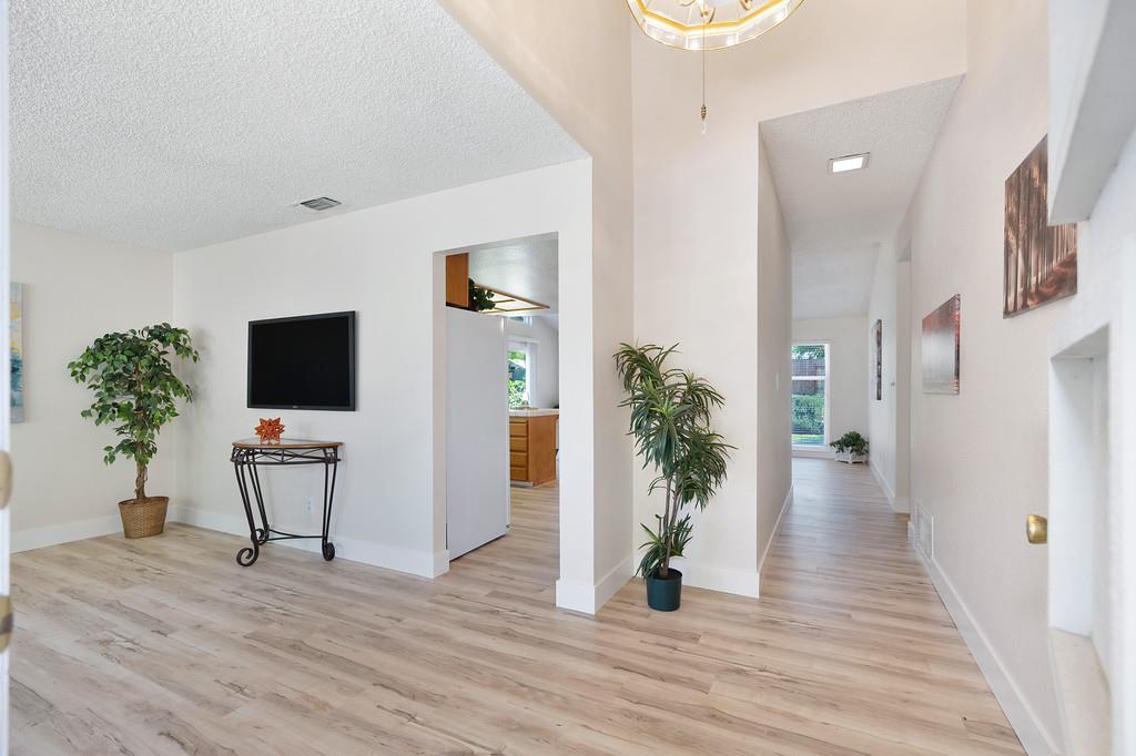 8858 Kona Way