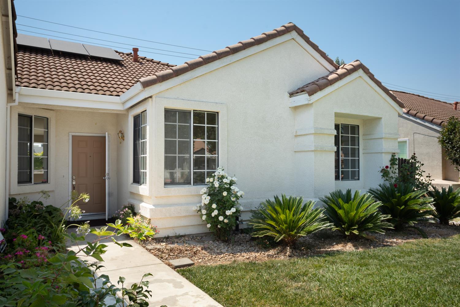 1738 Meadowlark Way