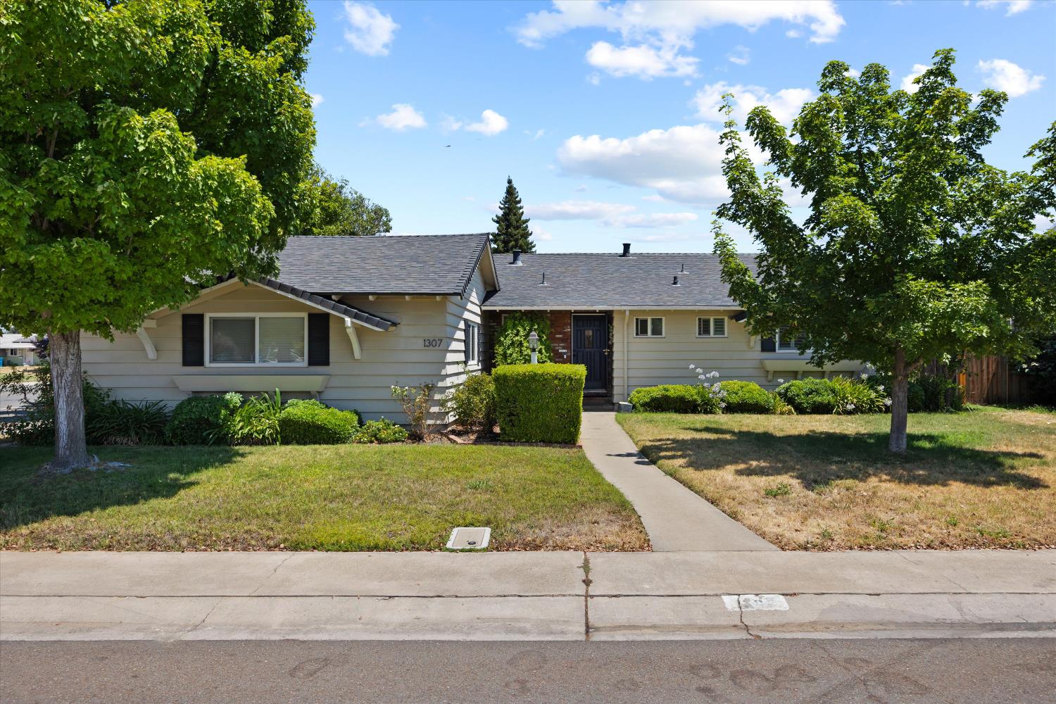1307 Stafford Way