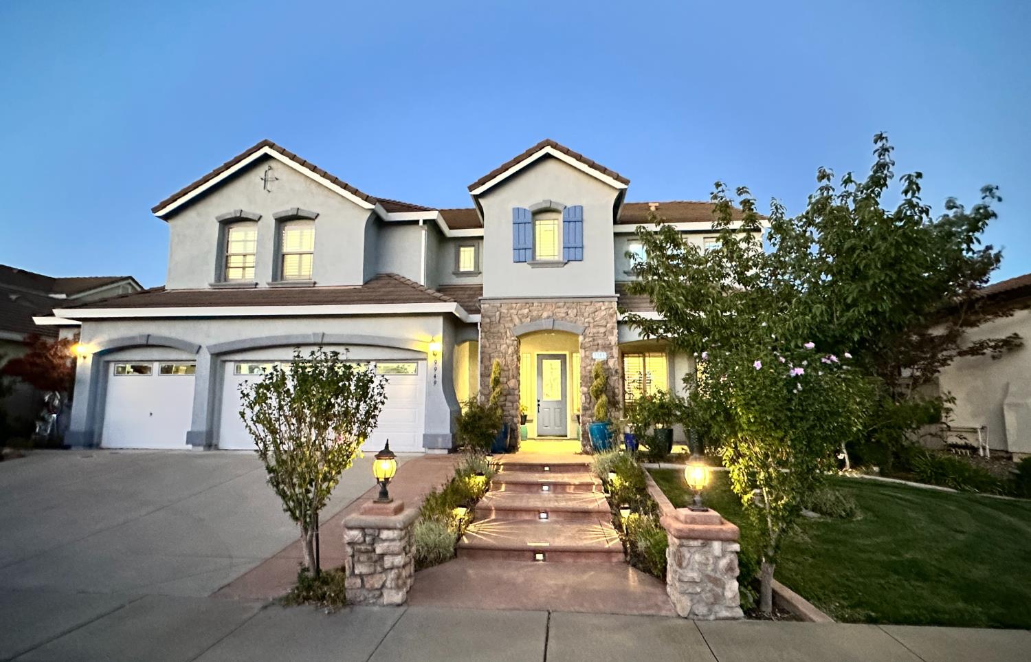 9949 Dove Shell Way