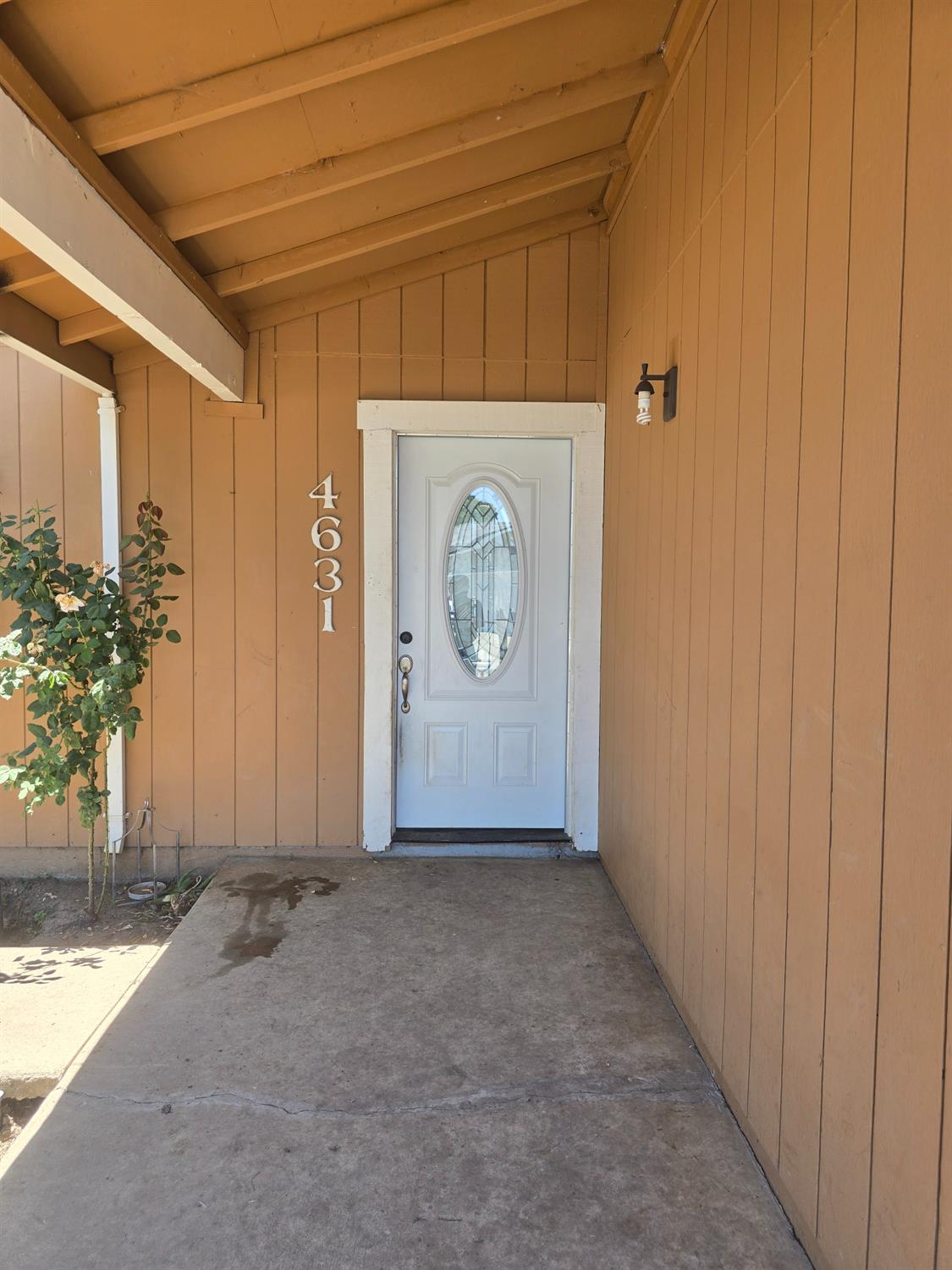 4631 Country Scene Way