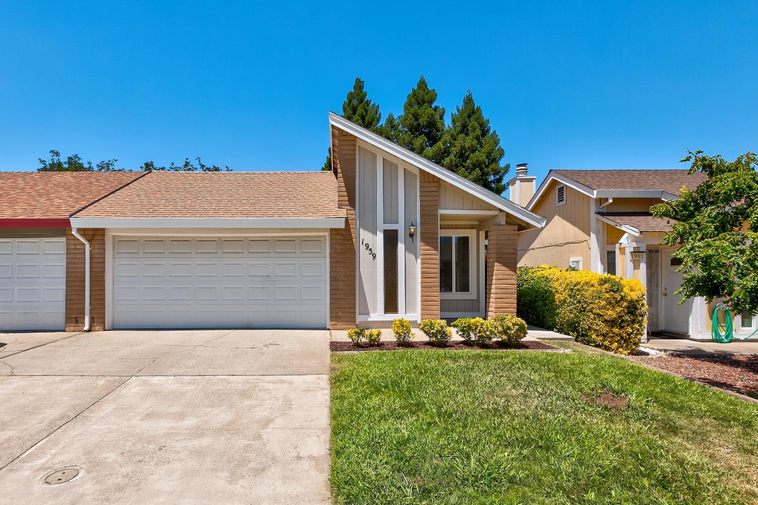 1959 Inglis Way